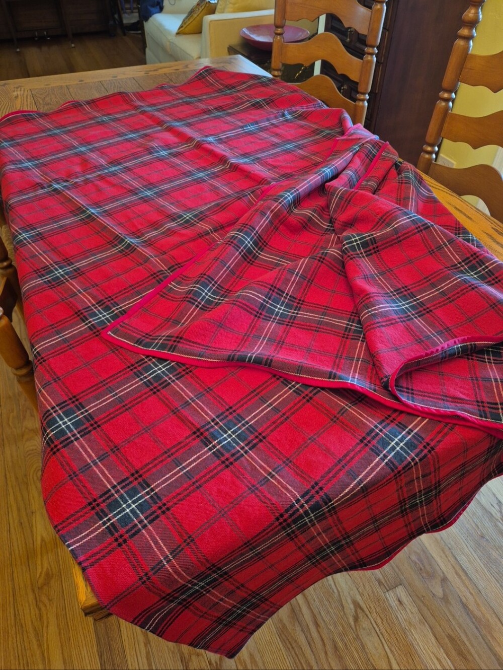 Williams-Sonoma Red and Black Tartan Tablecloth. 70" X 126"